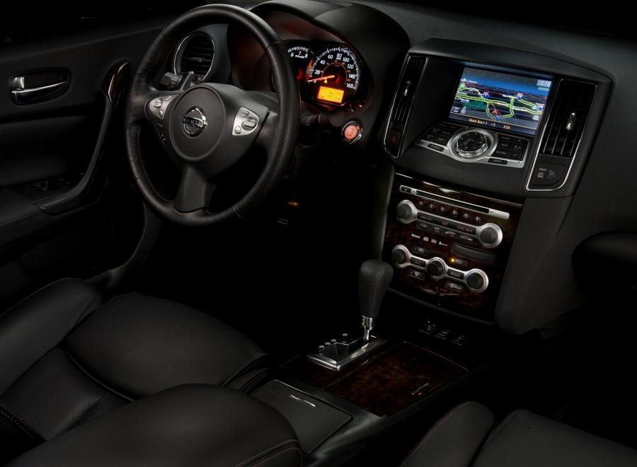  Nissan Maxima 2008 года  (фото 14 из 17)